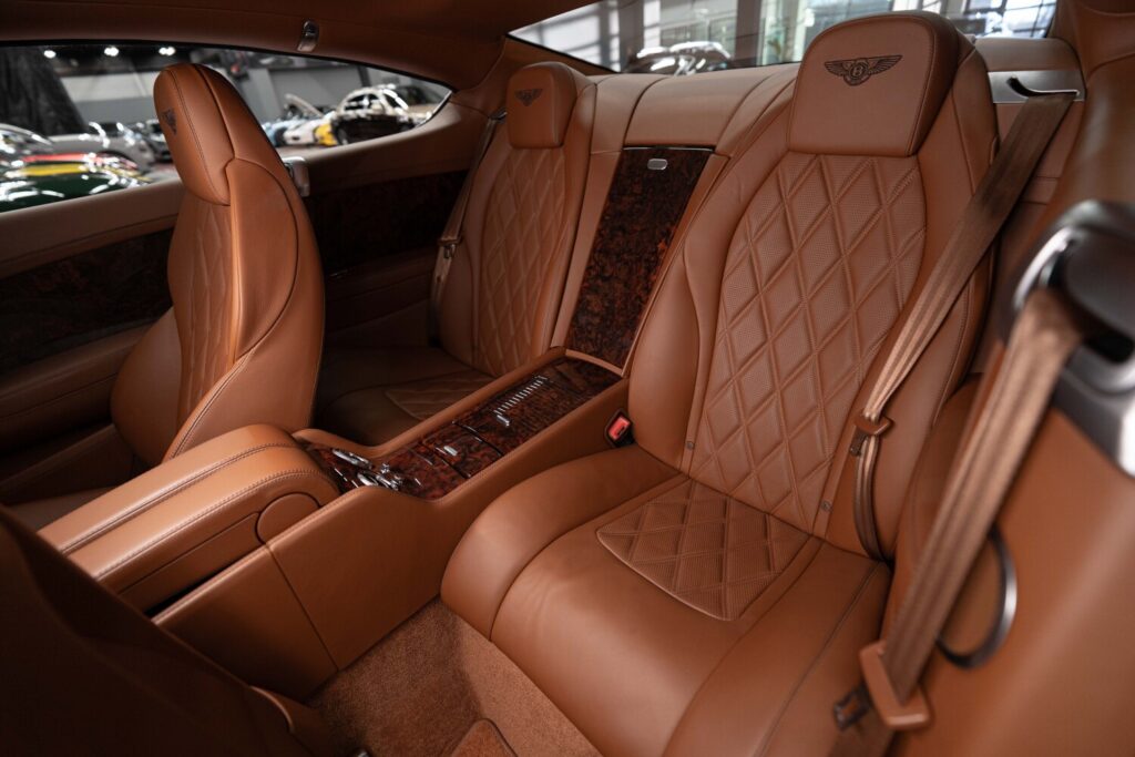 Bentley Continental GT - 24