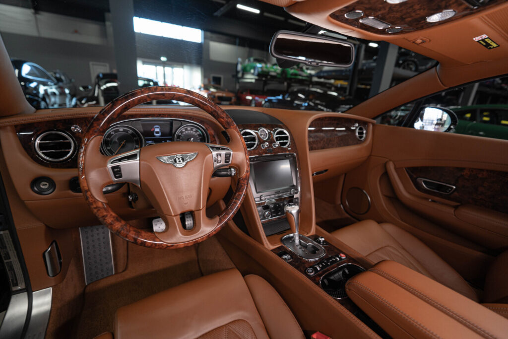 Bentley Continental GT - 9