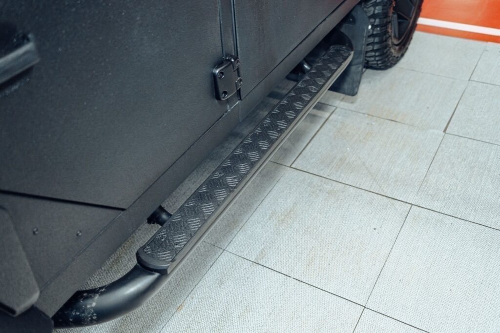 Land Rover Defender 2.2d - 13