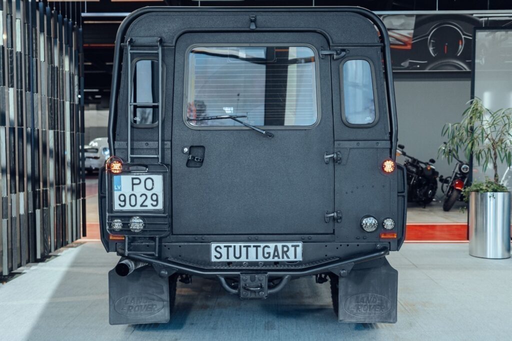 Land Rover Defender 2.2d - 5