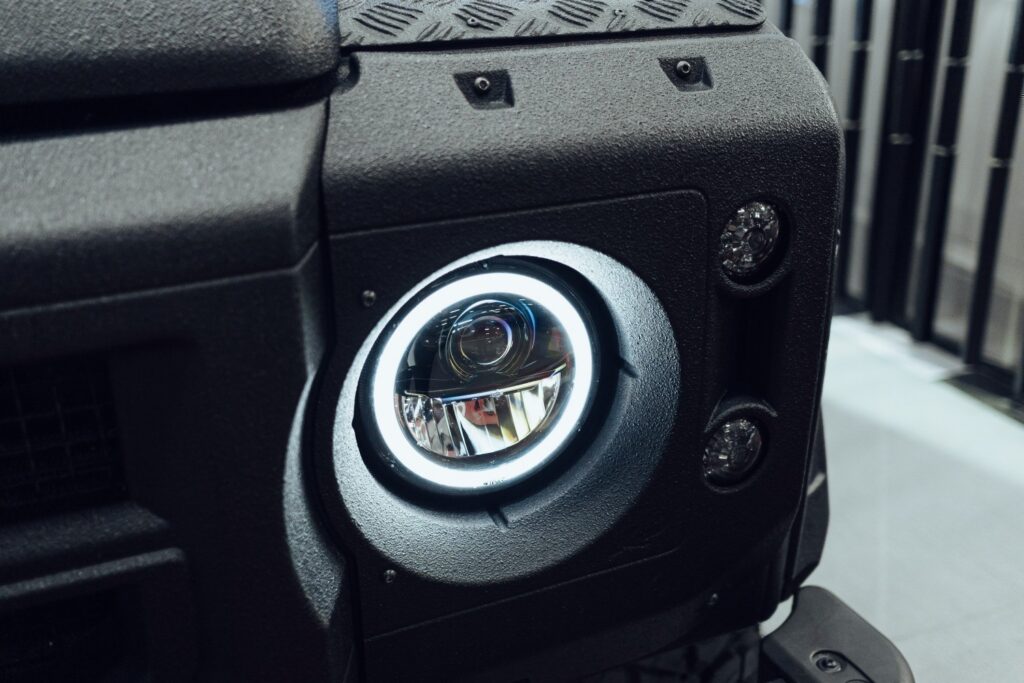 Land Rover Defender 2.2d - 7