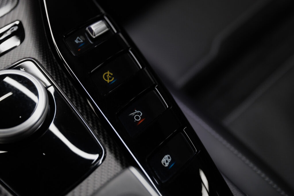 Mercedes-Benz AMG GT 63 S 4matic+ - 32