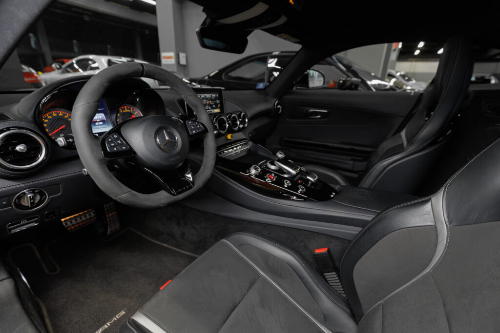 Mercedes-Benz AMG GT R - 17