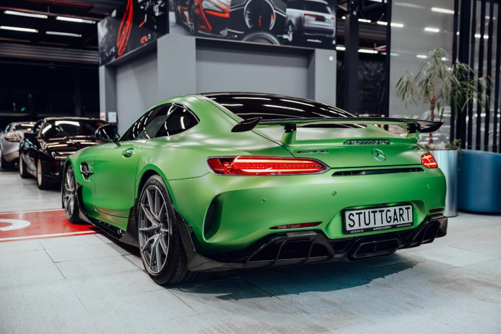 Mercedes-Benz AMG GT R - 4