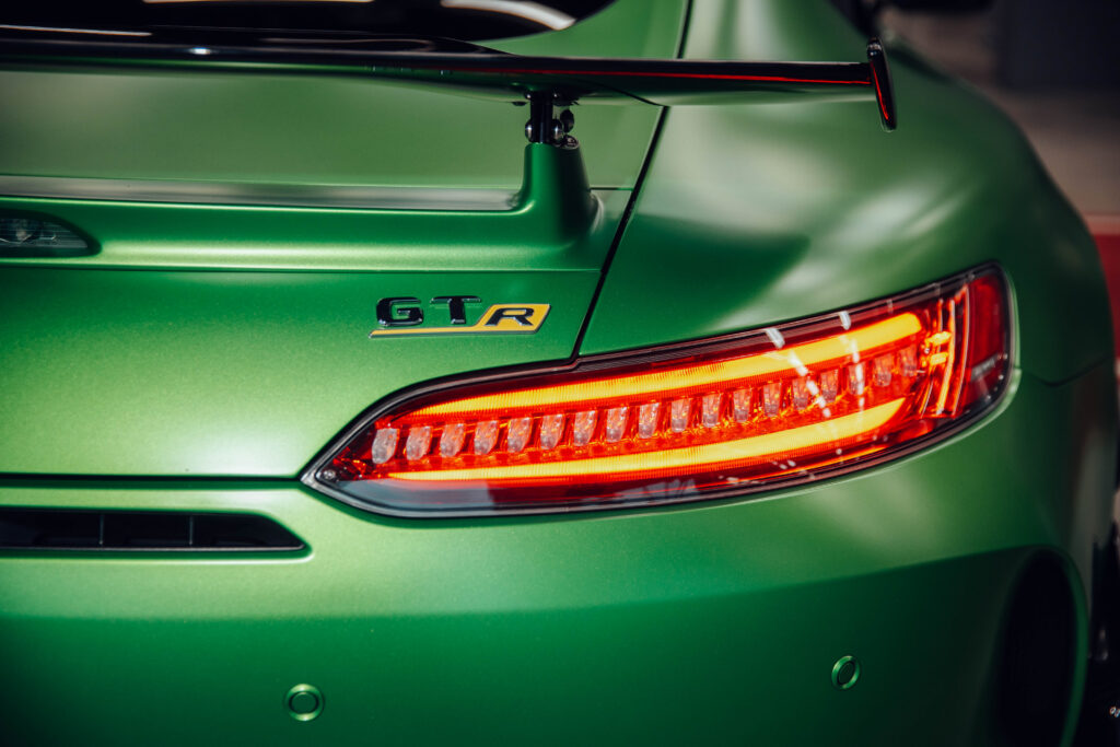 Mercedes-Benz AMG GT R - 9