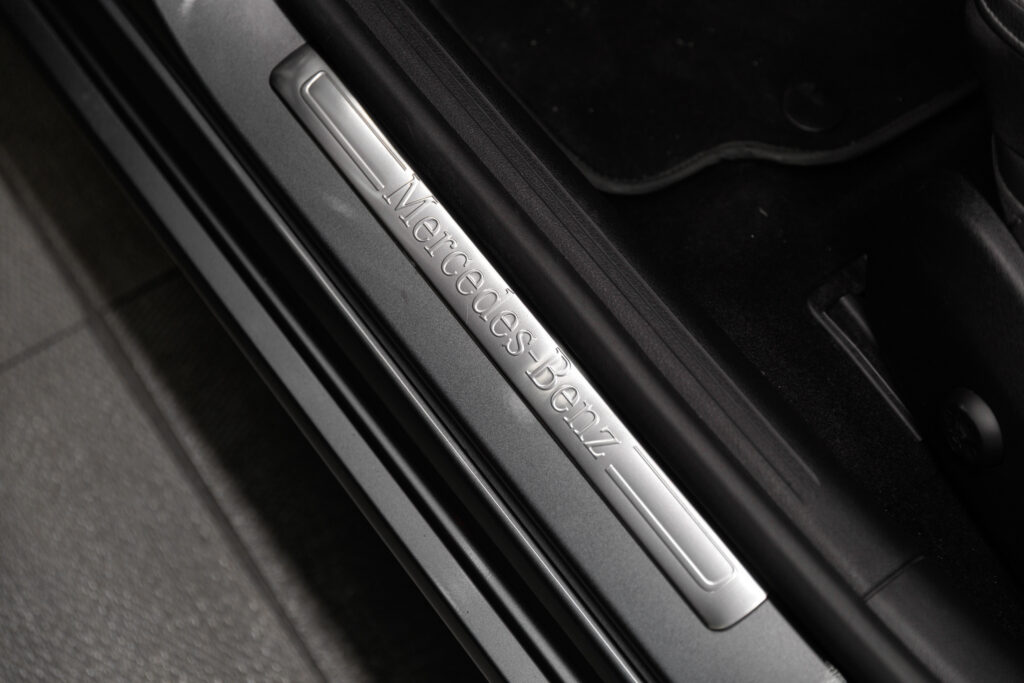 Mercedes-Benz C 180 - 21
