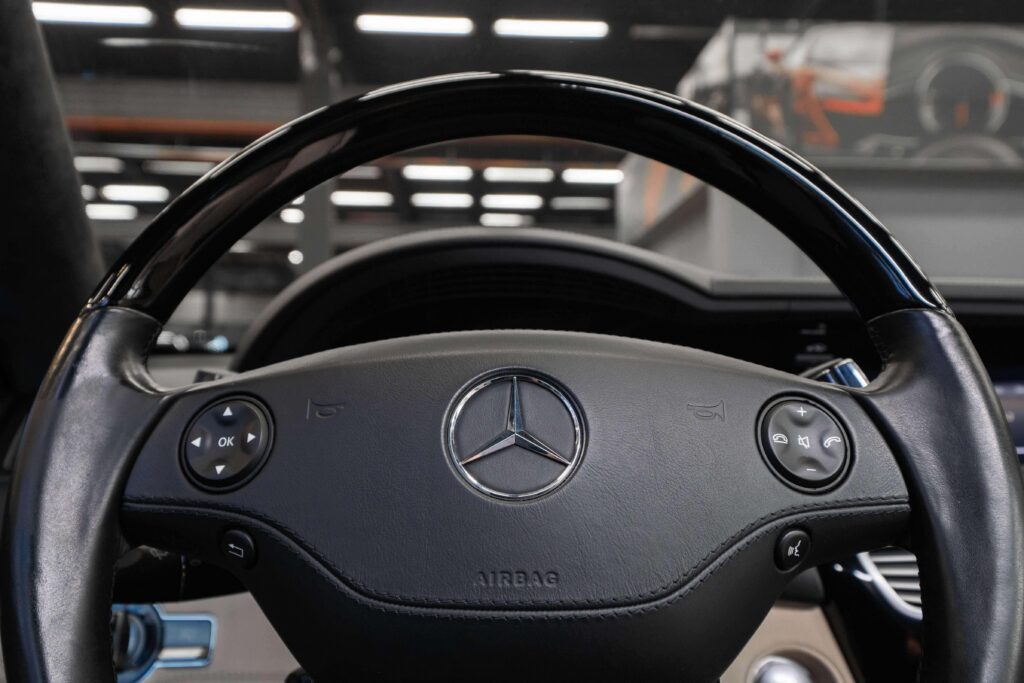 Mercedes-Benz CL 500 4Matic - 15
