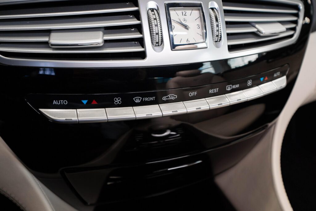 Mercedes-Benz CL 500 4Matic - 19