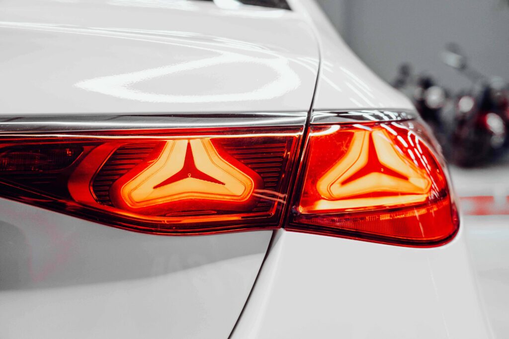 Mercedes-Benz E220 D - 6