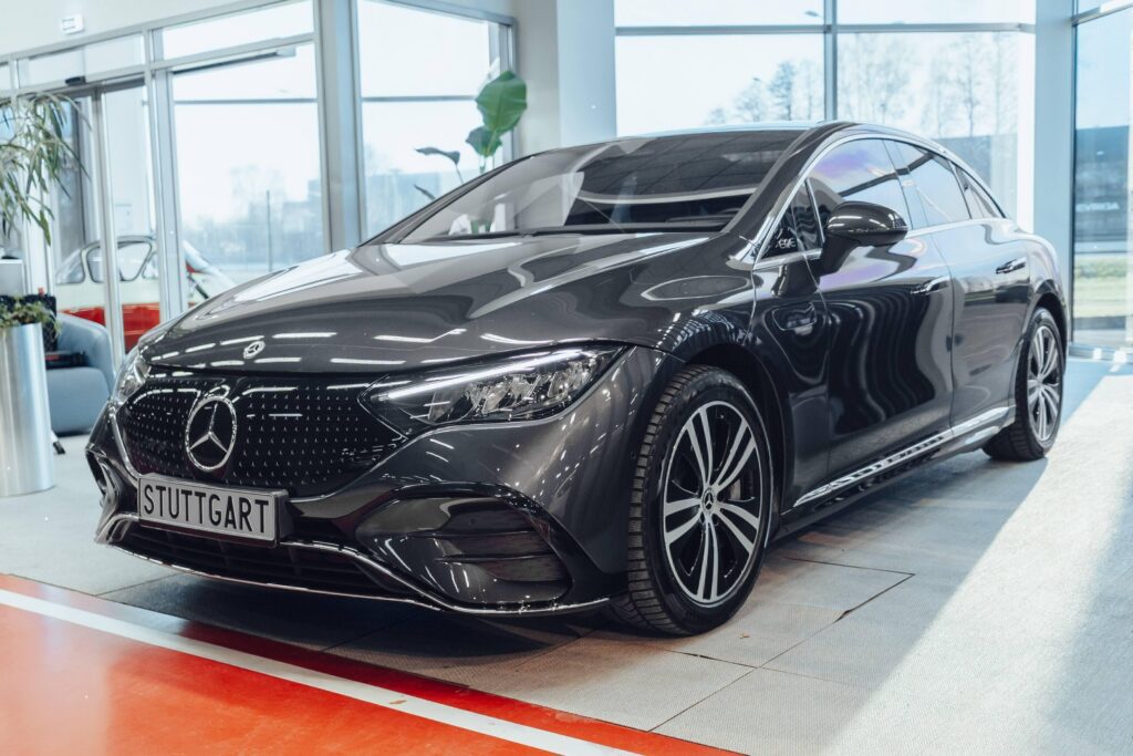 Mercedes-Benz EQE 350 4MATIC - 3