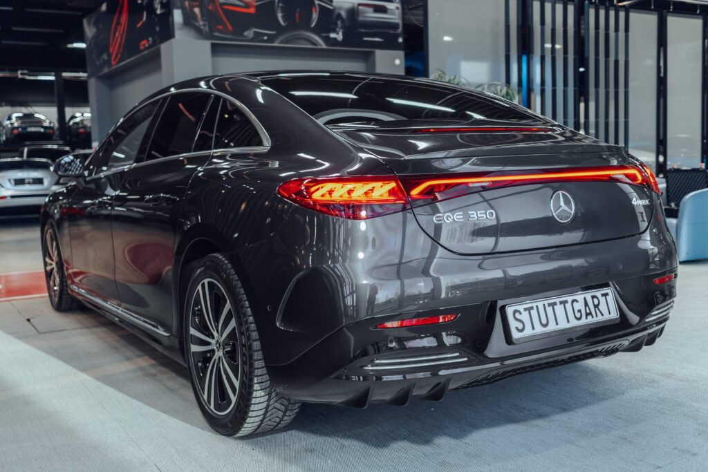 Mercedes-Benz EQE 350 4MATIC - 4