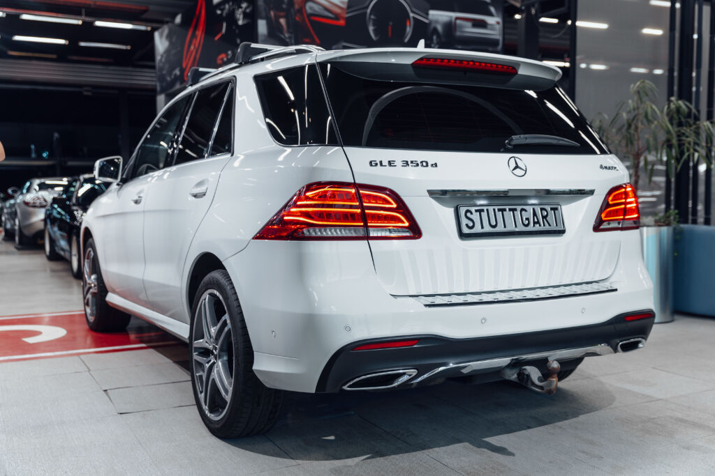 Mercedes-Benz GLE 350 D 4MATIC - 4