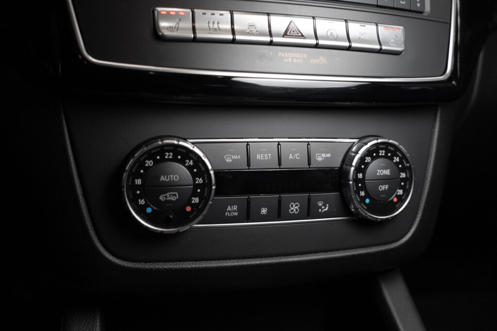 Mercedes-Benz GLS 350 D 4Matic - 15