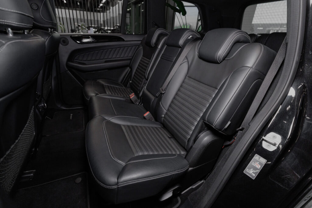 Mercedes-Benz GLS 350 D 4Matic - 23