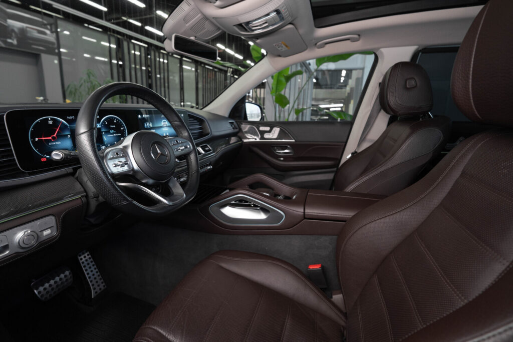 Mercedes-Benz GLS 350 D 4Matic - 12