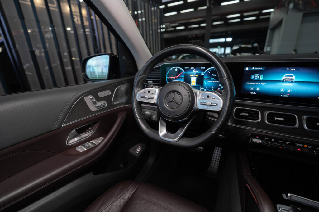 Mercedes-Benz GLS 350 D 4Matic - 14