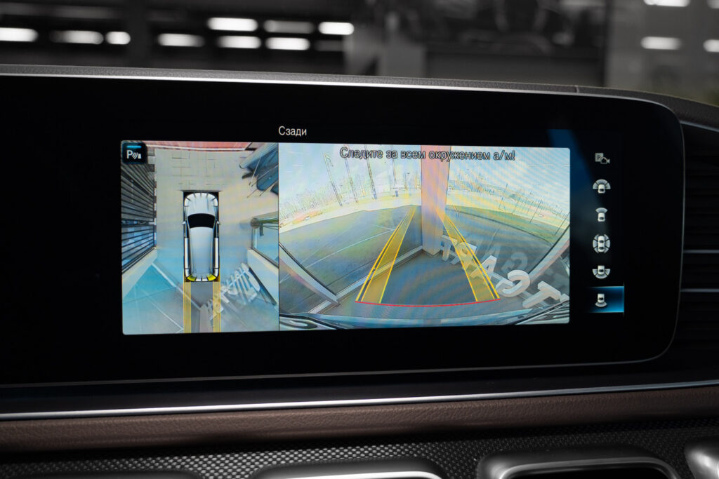 Mercedes-Benz GLS 350 D 4Matic - 16