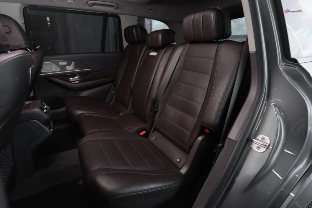 Mercedes-Benz GLS 350 D 4Matic - 32