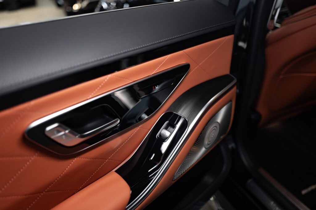 Mercedes-Benz S 400 D 4MATIC L - 33
