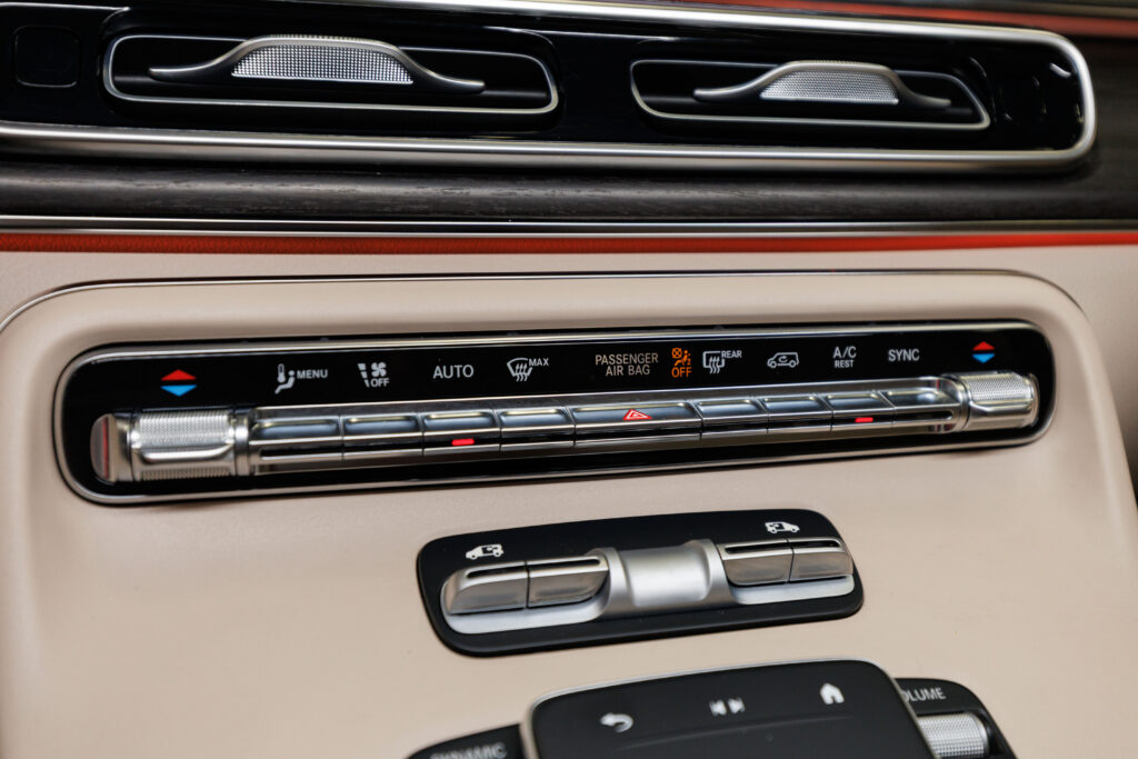 Mercedes-Benz V 250 - 13