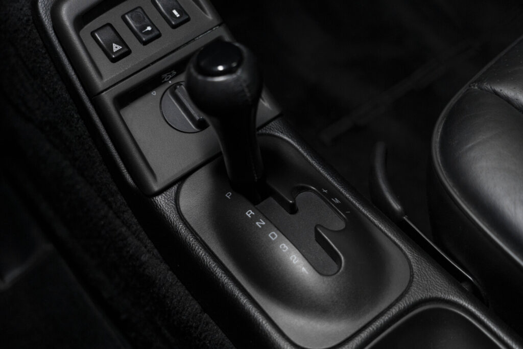 Porsche 911 CARRERA - 16