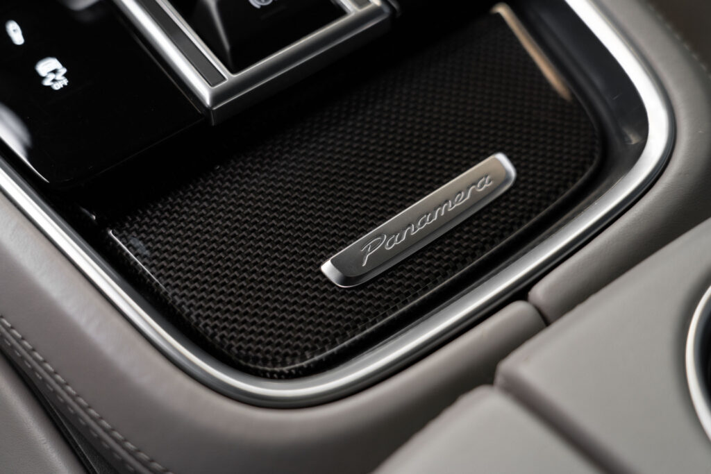 Porsche Panamera TURBO - 16