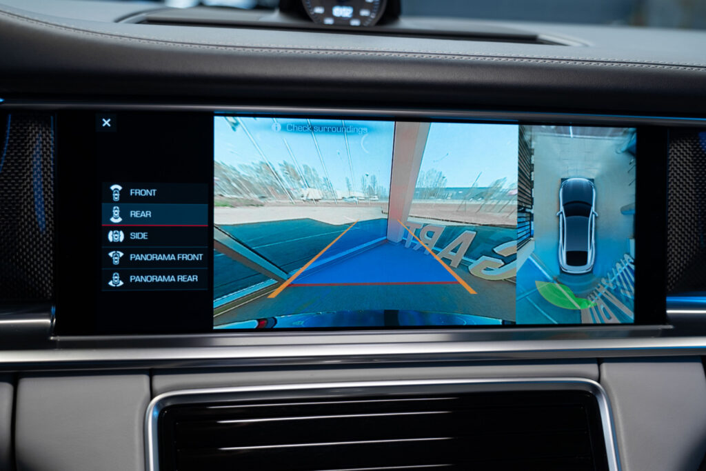 Porsche Panamera TURBO - 19