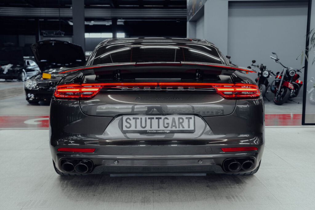 Porsche Panamera TURBO - 5