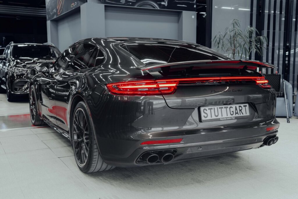 Porsche Panamera TURBO - 6