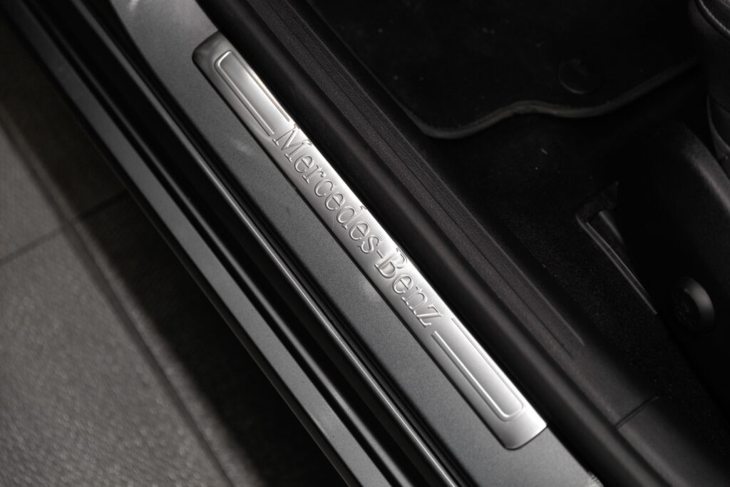 Mercedes-Benz C 180 - 13
