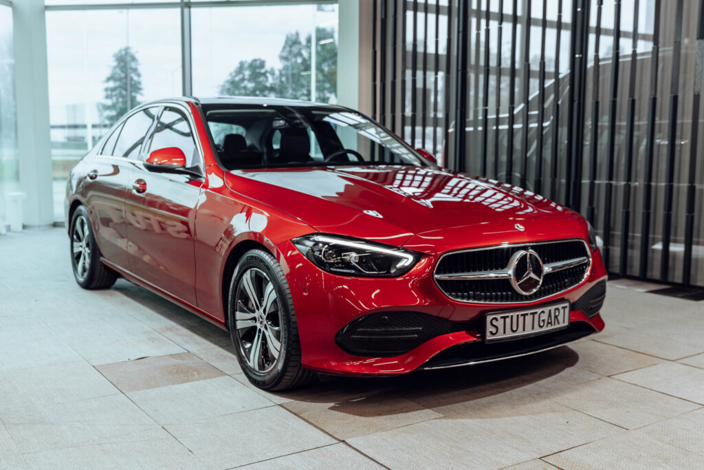Mercedes-Benz C300 4Matic - 1