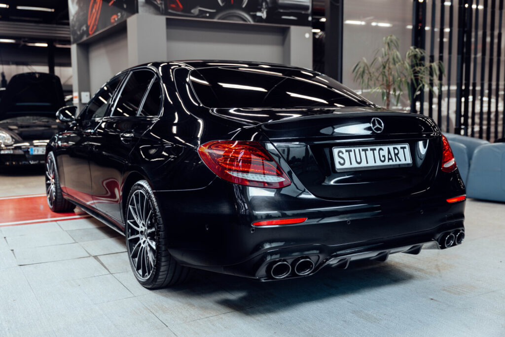 Mercedes-Benz E43 AMG - 4