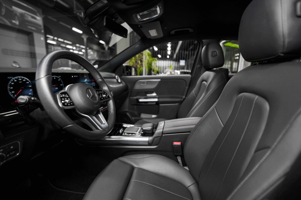 Mercedes-Benz EQA 250 - 10