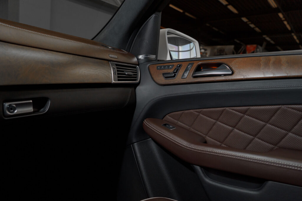 Mercedes-Benz GL 350 350 4matic - 23