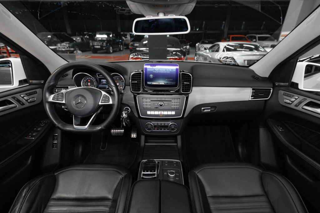 Mercedes-Benz 350 D 4MATIC - 20