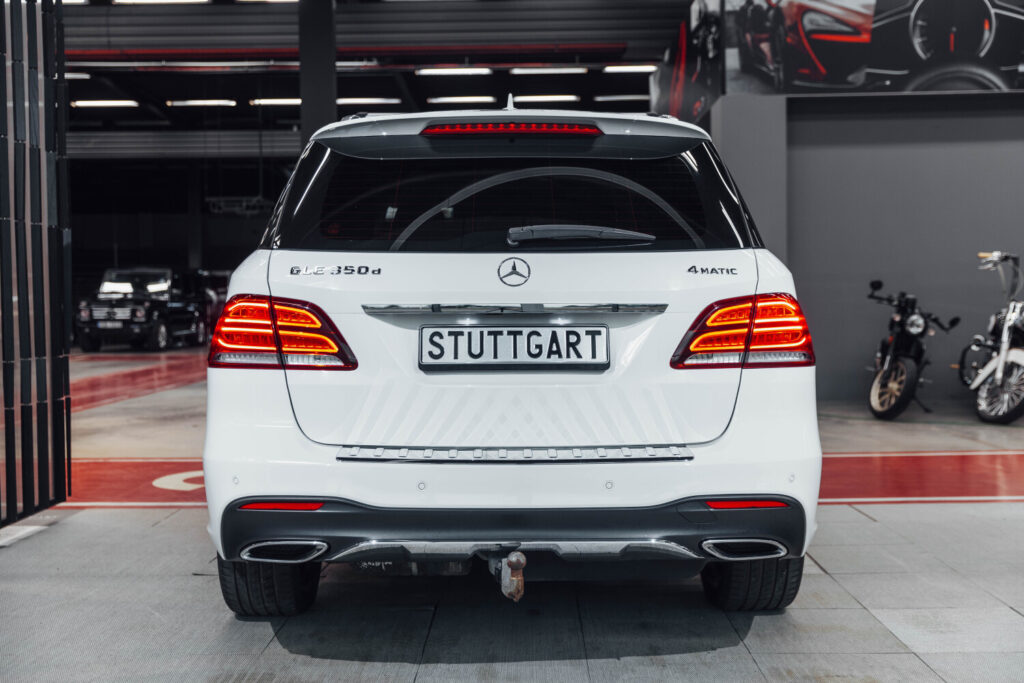 Mercedes-Benz 350 D 4MATIC - 5