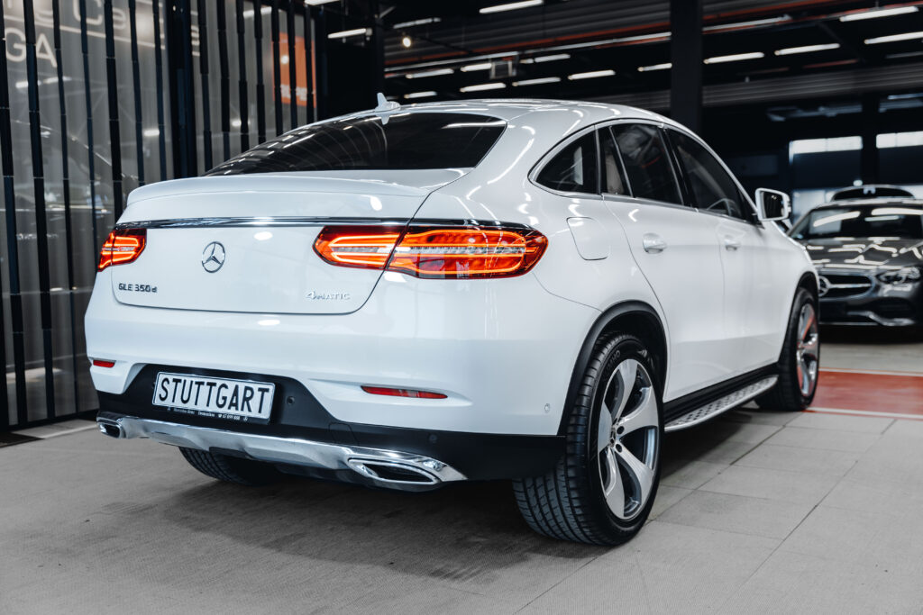 Mercedes-Benz GLE 350 D 4Matic - 4