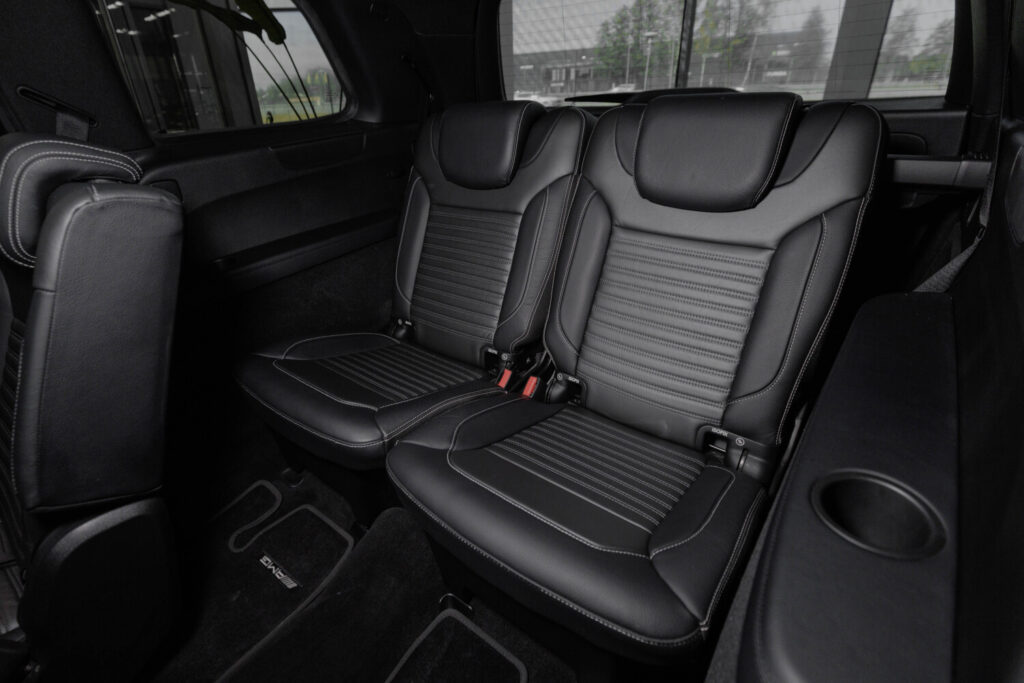 Mercedes-Benz GLS 350 D 4MATIC - 11