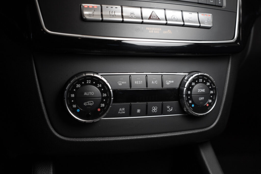 Mercedes-Benz GLS 350 D 4MATIC - 22