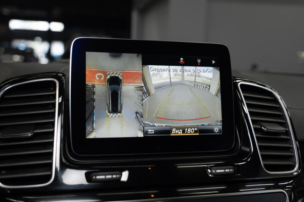 Mercedes-Benz GLS 350 D 4MATIC - 25