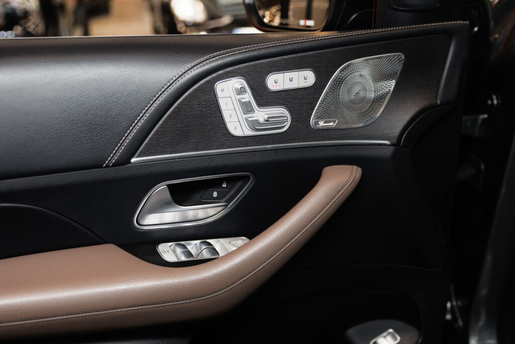 Mercedes-Benz GLS 400d 4Matic - 22