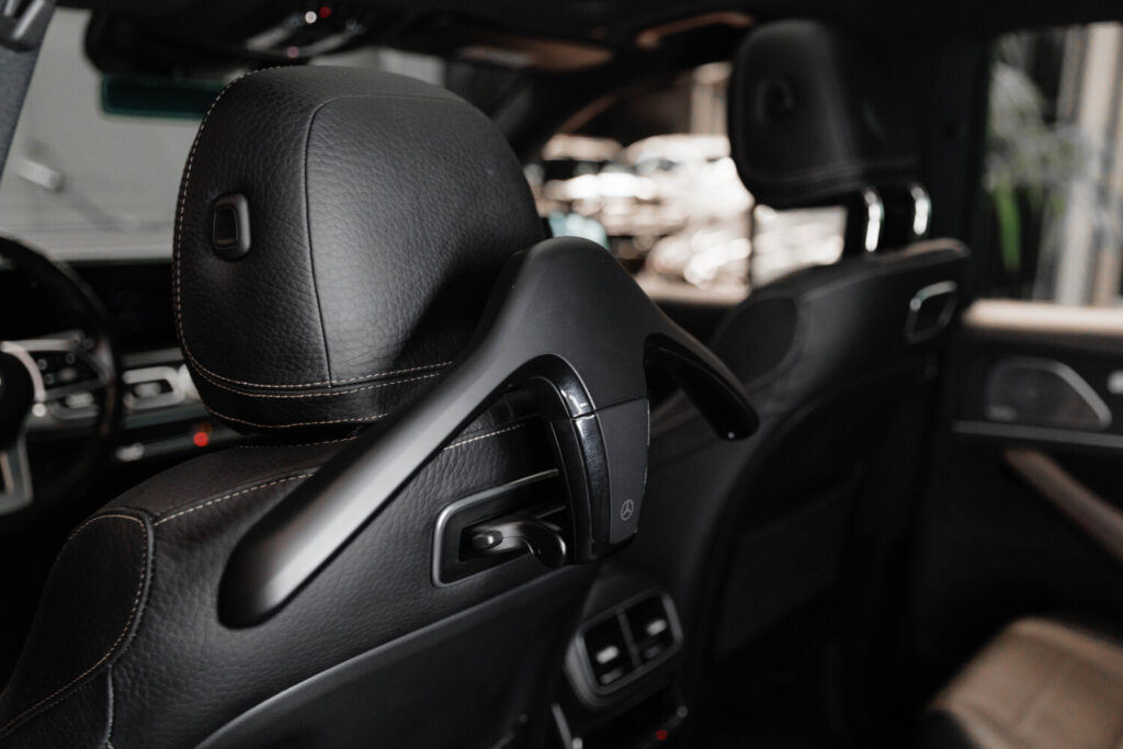 Mercedes-Benz GLS 400d 4Matic - 28