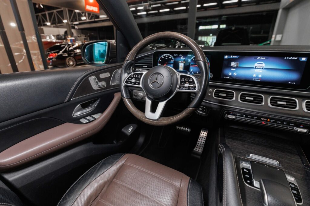 Mercedes-Benz GLS 400d 4Matic - 9