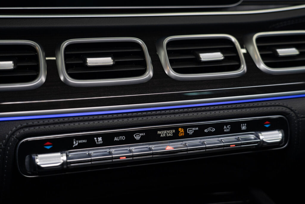 Mercedes-Benz GLS 400 D 4MATIC - 15