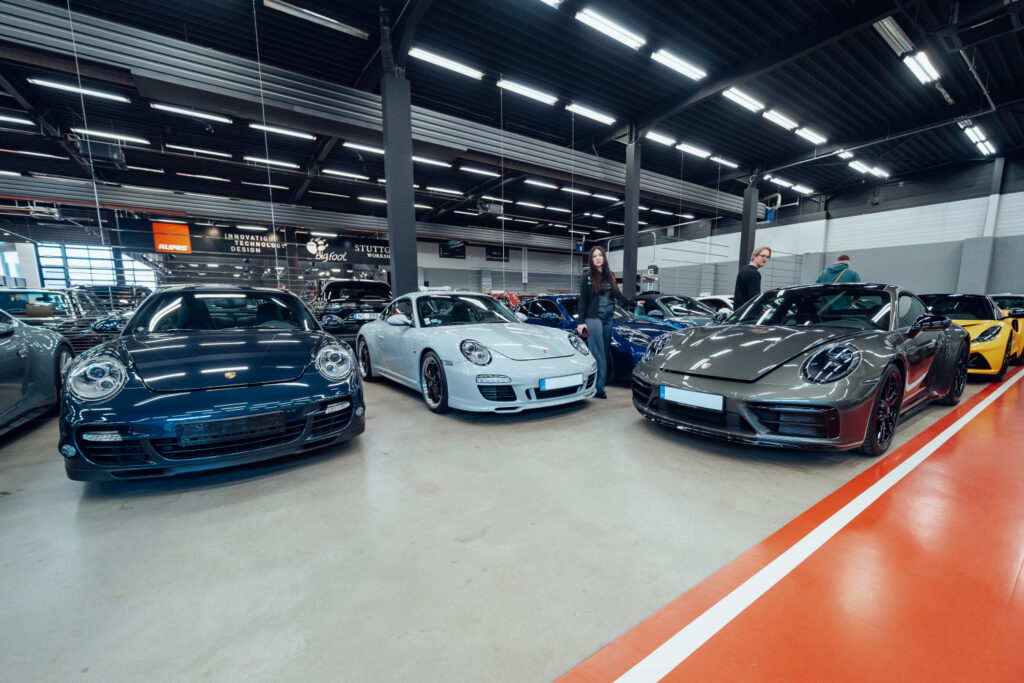 Premium klases auto glabātava STUTTGART WORKSHOP telpās