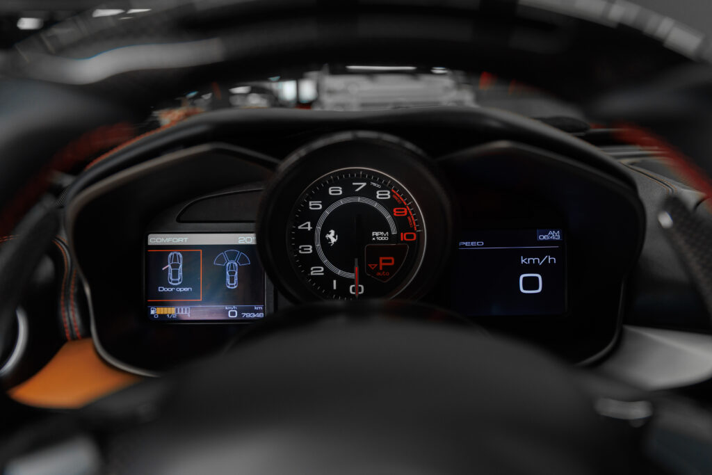 Ferrari FF - 18