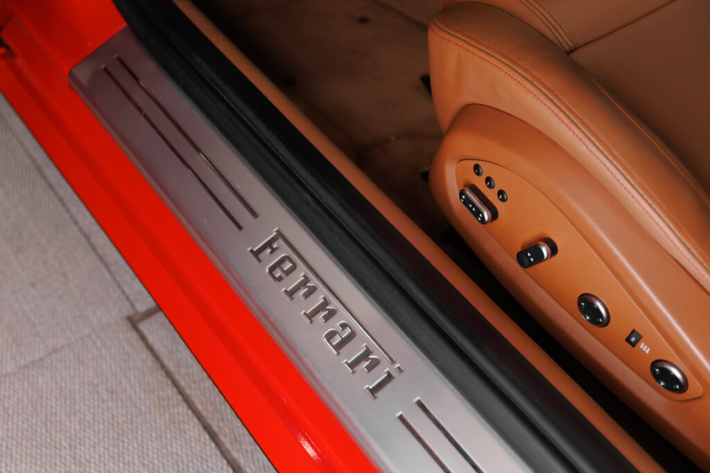 Ferrari FF - 8