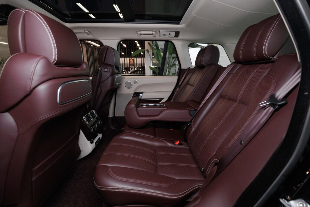 Land Rover Range Rover - 26