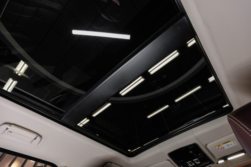 Land Rover Range Rover - 29