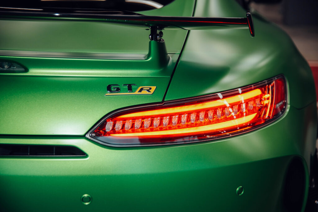 Mercedes-Benz AMG GT R - 10